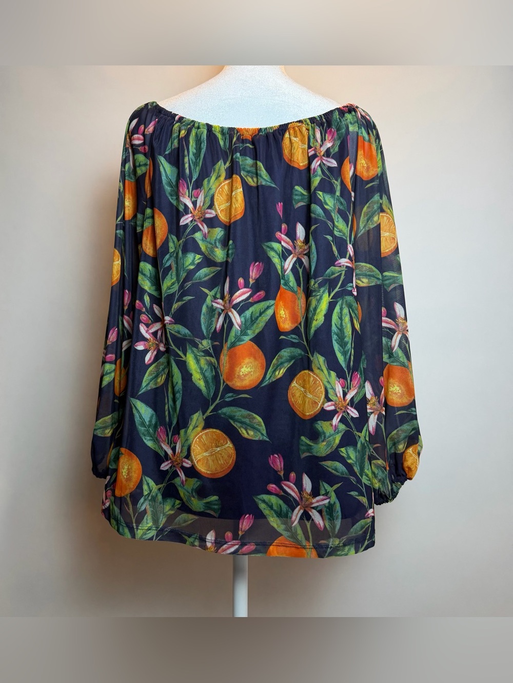 G by Giuliana Navy Top with Citrus and floral print - Picture 3 of 9